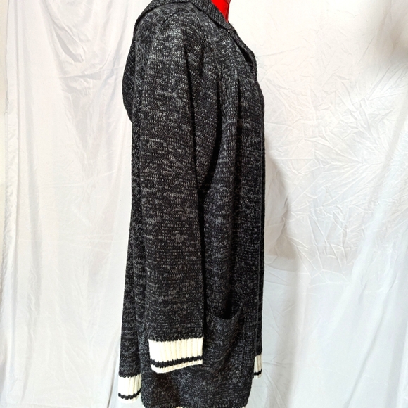 Cardigan sweater - Picture 2 of 4